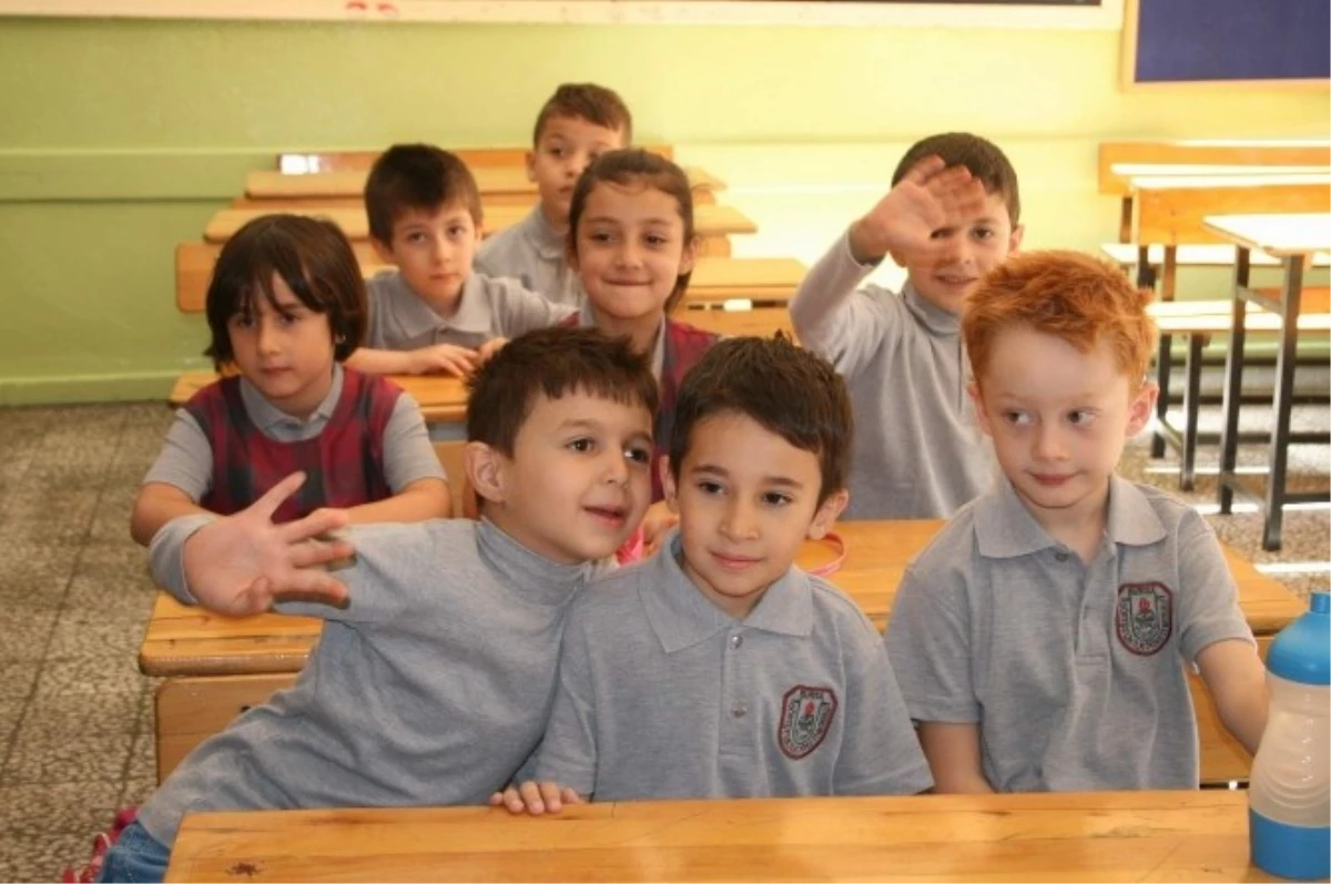Bursa\'da 45 Bin Birinci Sınıf Öğrencisi Erken Ders Başı Yapıyor