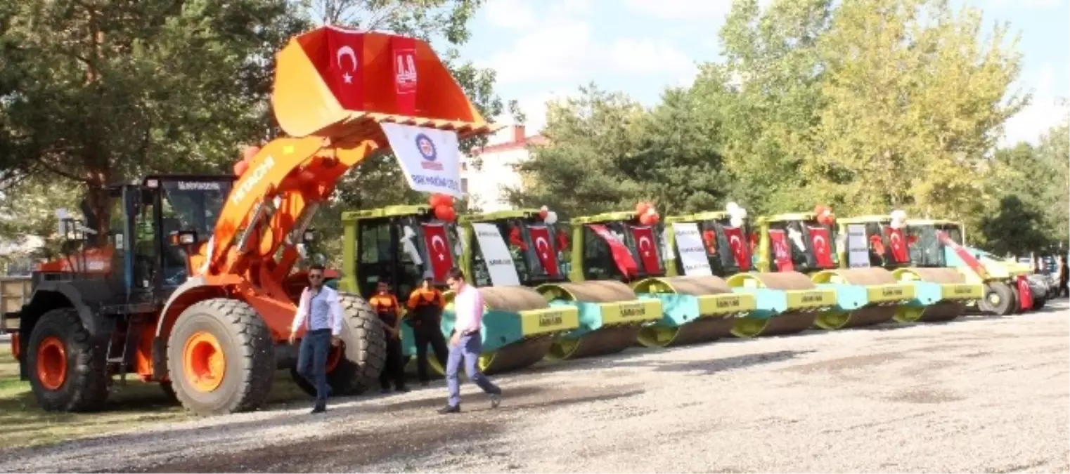 Büyükşehir, Makine Parkını Güçlendiriyor