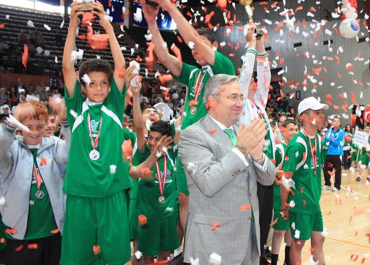 Çelik Asaleten Atandı