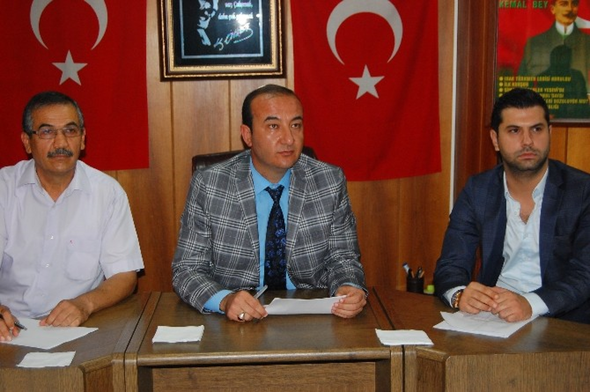 Ceyhan Belediye Meclisinde "Atatük" Tartışması