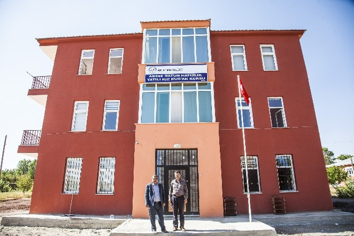 Diyanet İşleri Başkanı Görmez Ahlat\'a Gelecek