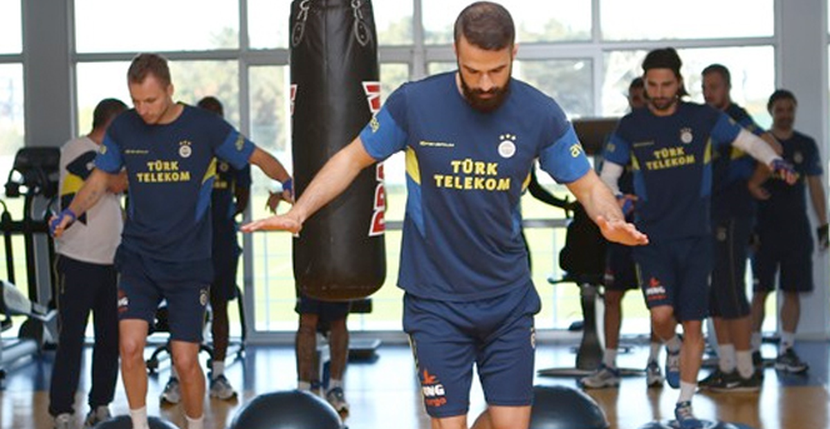 Fenerbahçe 2 Günlük İznin Ardından Çalışmalarına Başladı