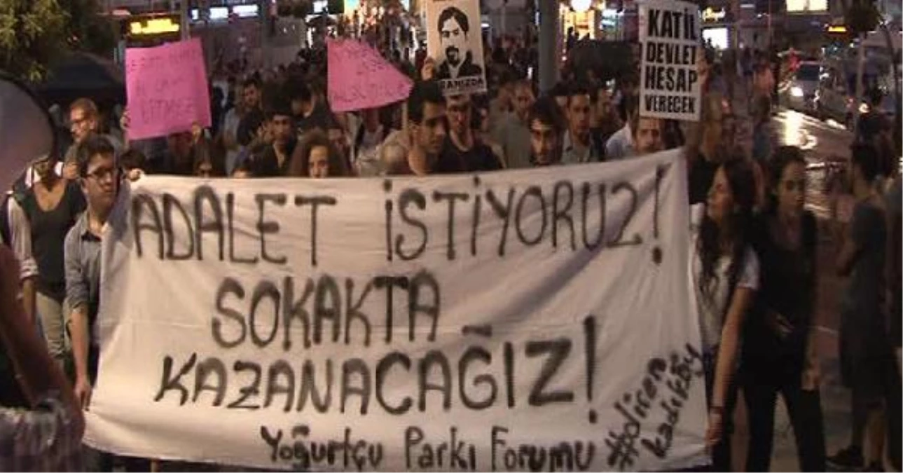 Kadıköy\'de Sarısülük Davası Kararı Protesto Edildi