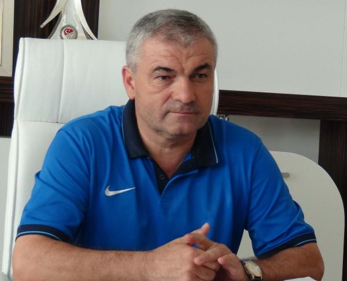 Rıza Çalımbay: Mersin Stadyumu\'ndaki Eksikler En Az 3,5 Ay Sürecek