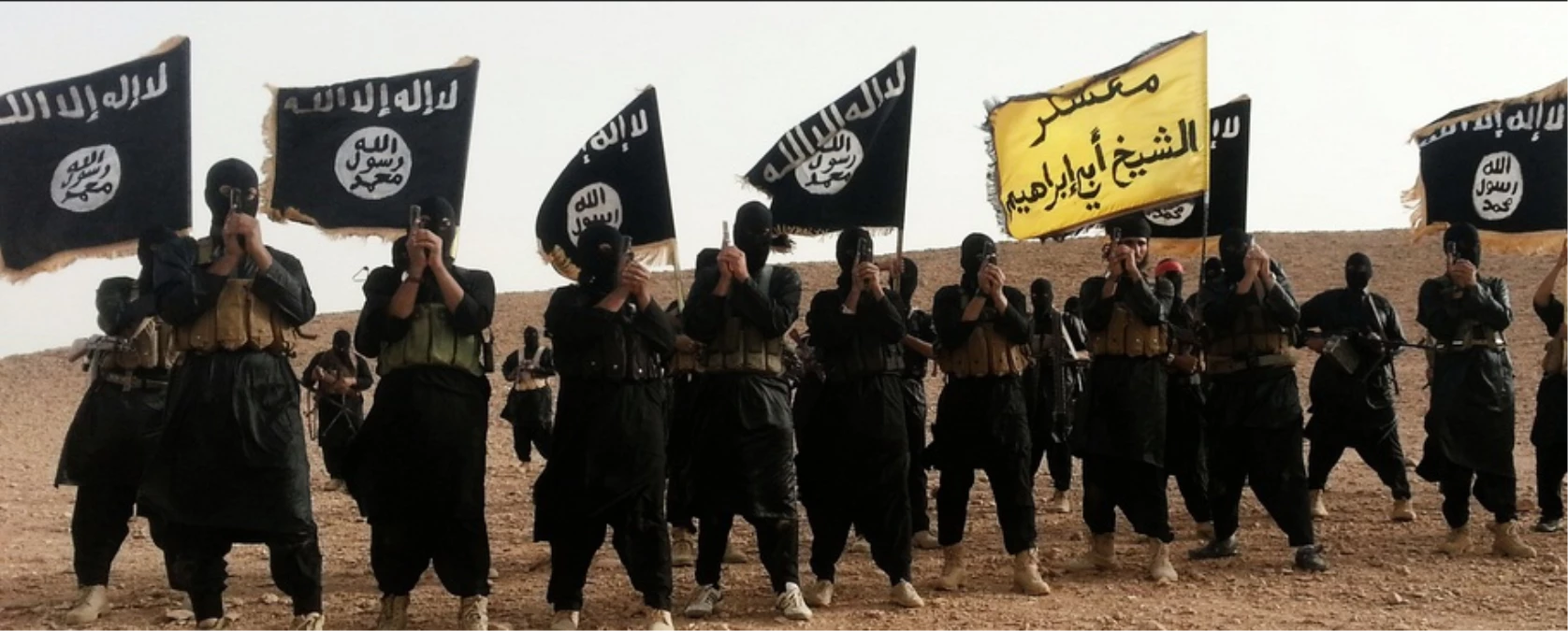 NYT: Türkiye, Sınırdan Suriye\'ye IŞİD\'li Militanları Geçirmemeli