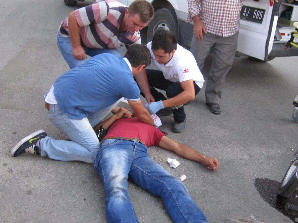 Tokat Erbaa\'da Trafik Kazası: 2 Yaralı