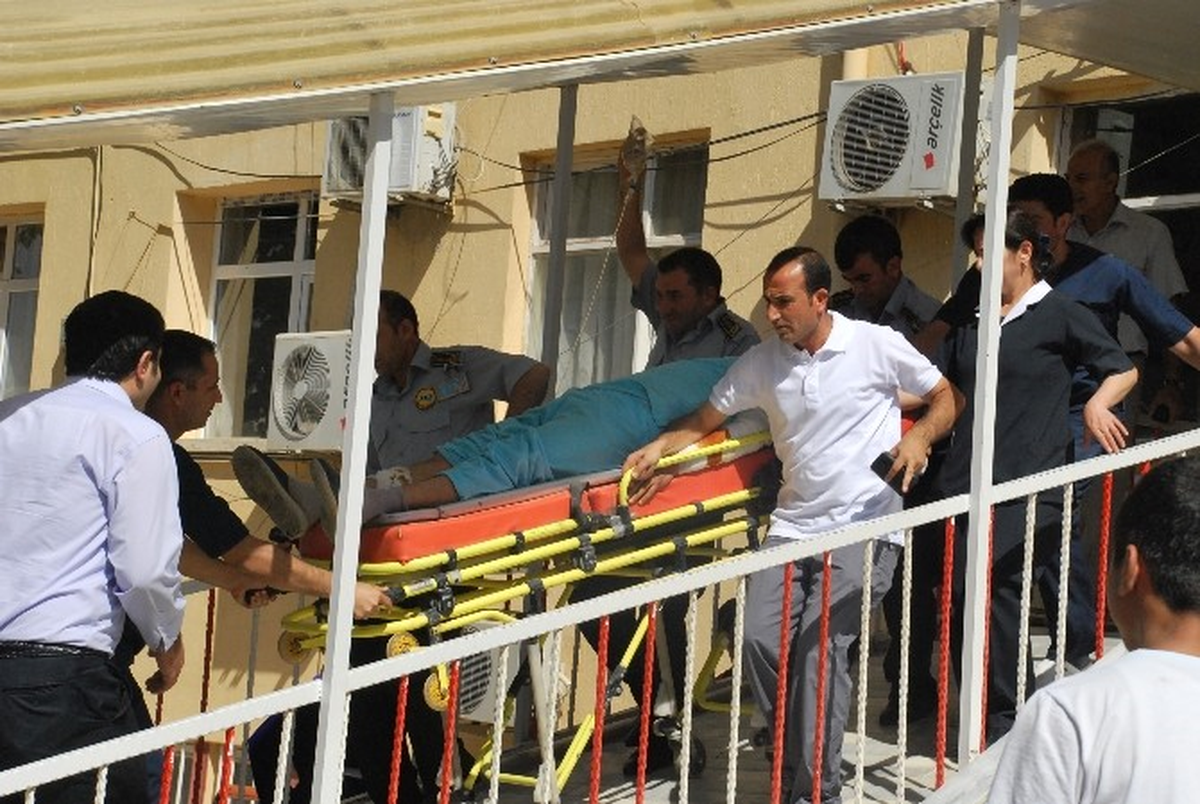 Yüksekten Düşen Elektrikçi Hayatını Kaybetti
