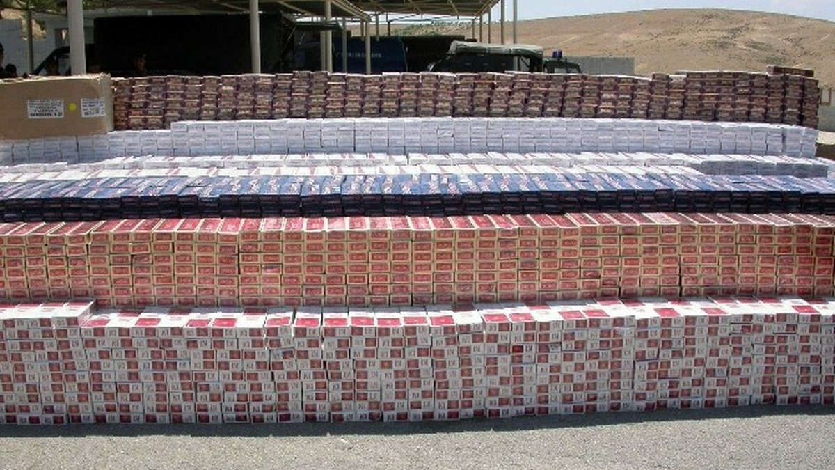 25 Bin 900 Paket Kaçak Sigara Yakalandı