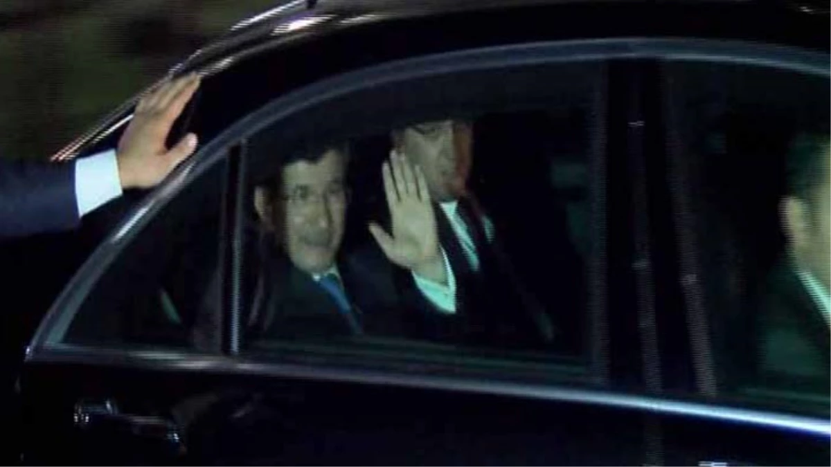 Başbakan Davutoğlu İstanbul\'da