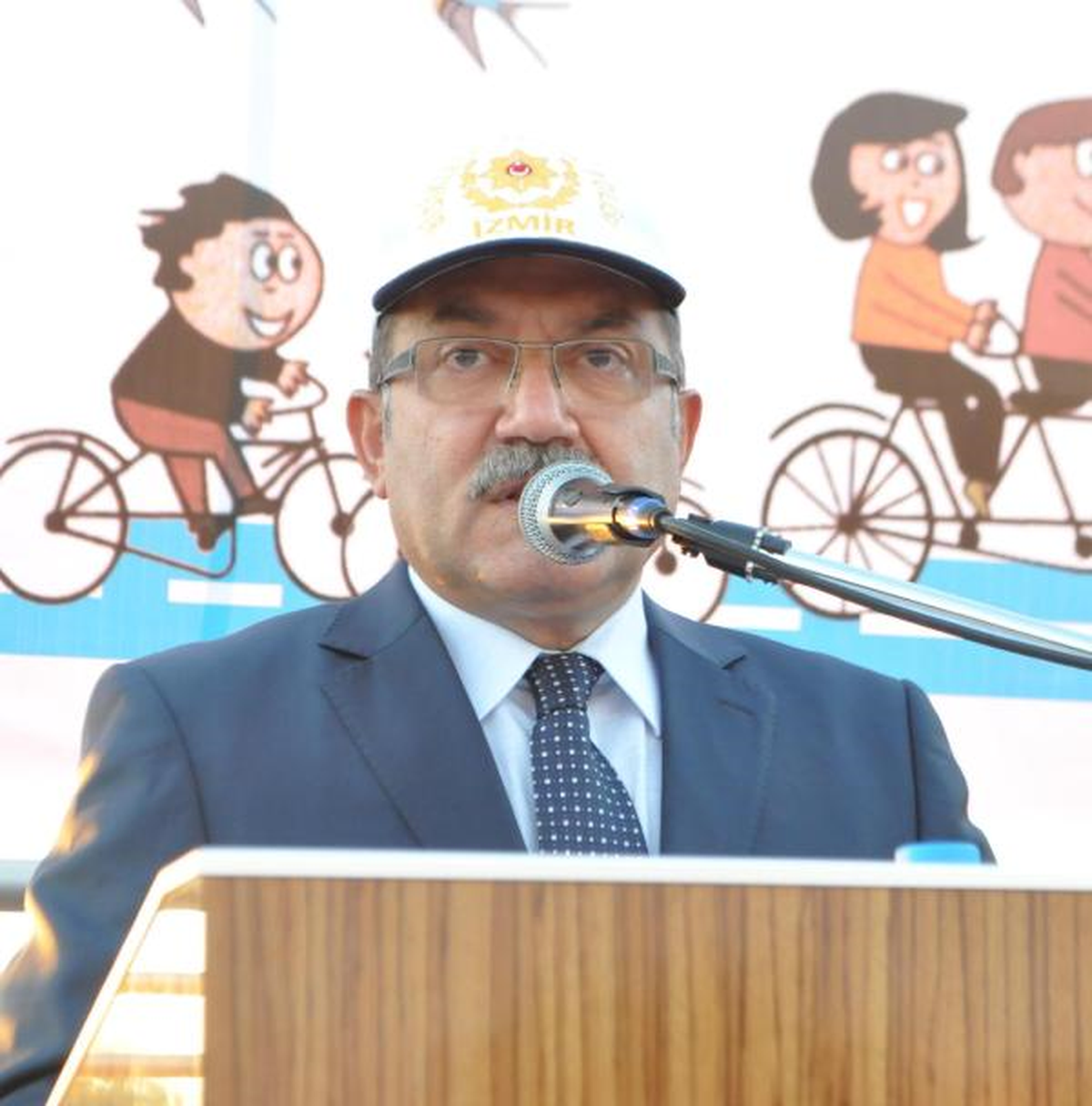 İzmir\'de Bisikletli Polisler Göreve Başladı