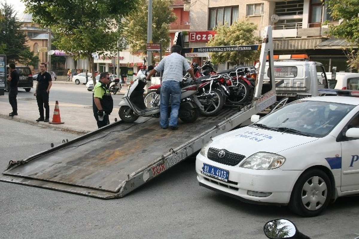 Düzceli Motorculara Sıkı Kontrol