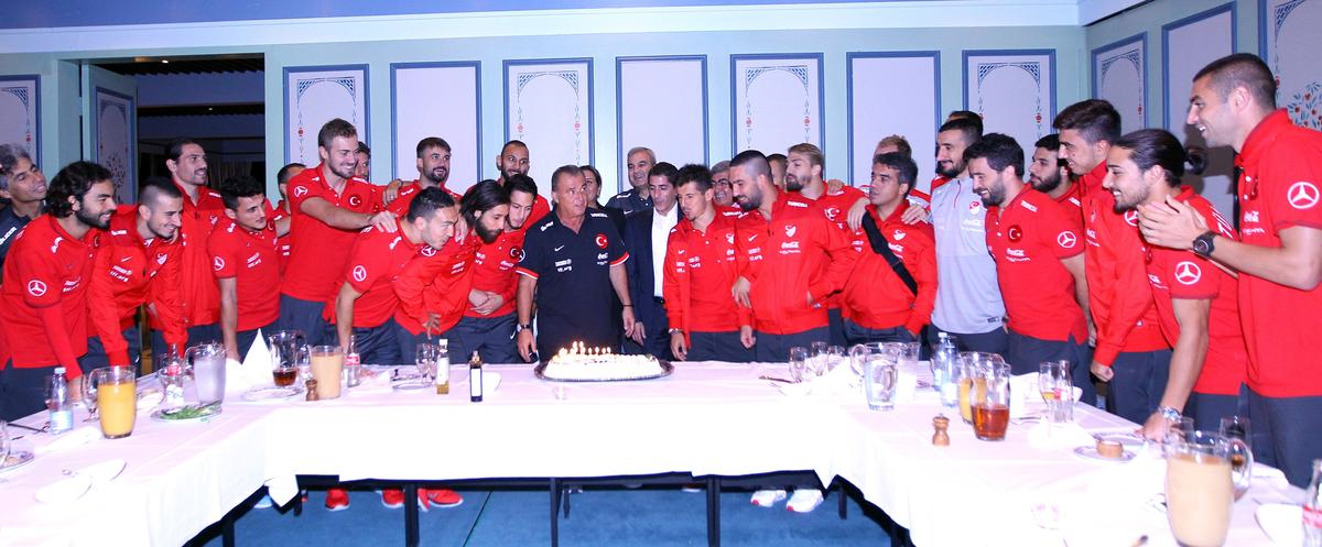 Fatih Terim\'in 61. Doğum Günü Kutlandı