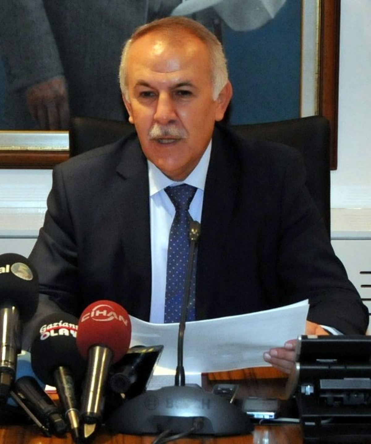 Gaziantep Valisi Erdal Ata: "Işıd ile Bağlantılı Olduğu İleri Sürülen 19 Şüpheli Tutuklu Durumda"