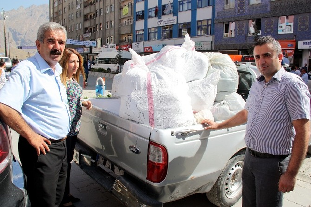 Hakkari\'de 183 Tutukludan Ezidilere Yardım