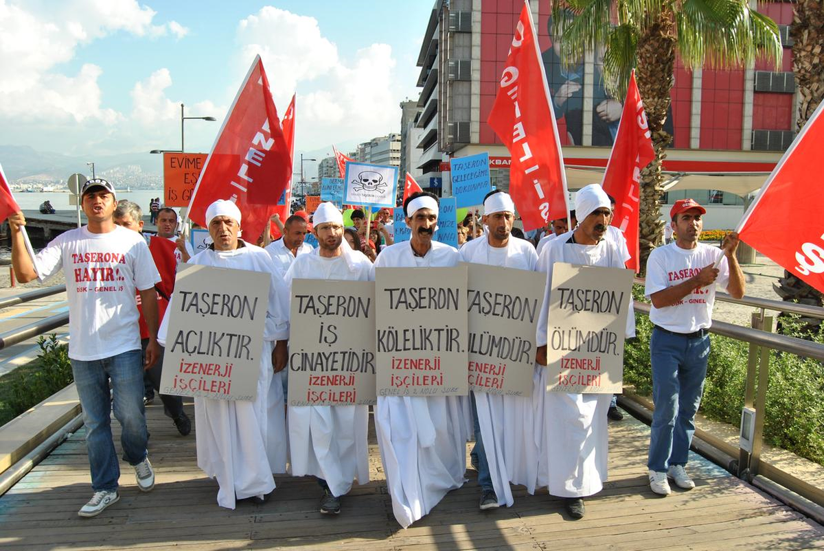 İZENERJİ İşçilerinden Eylem