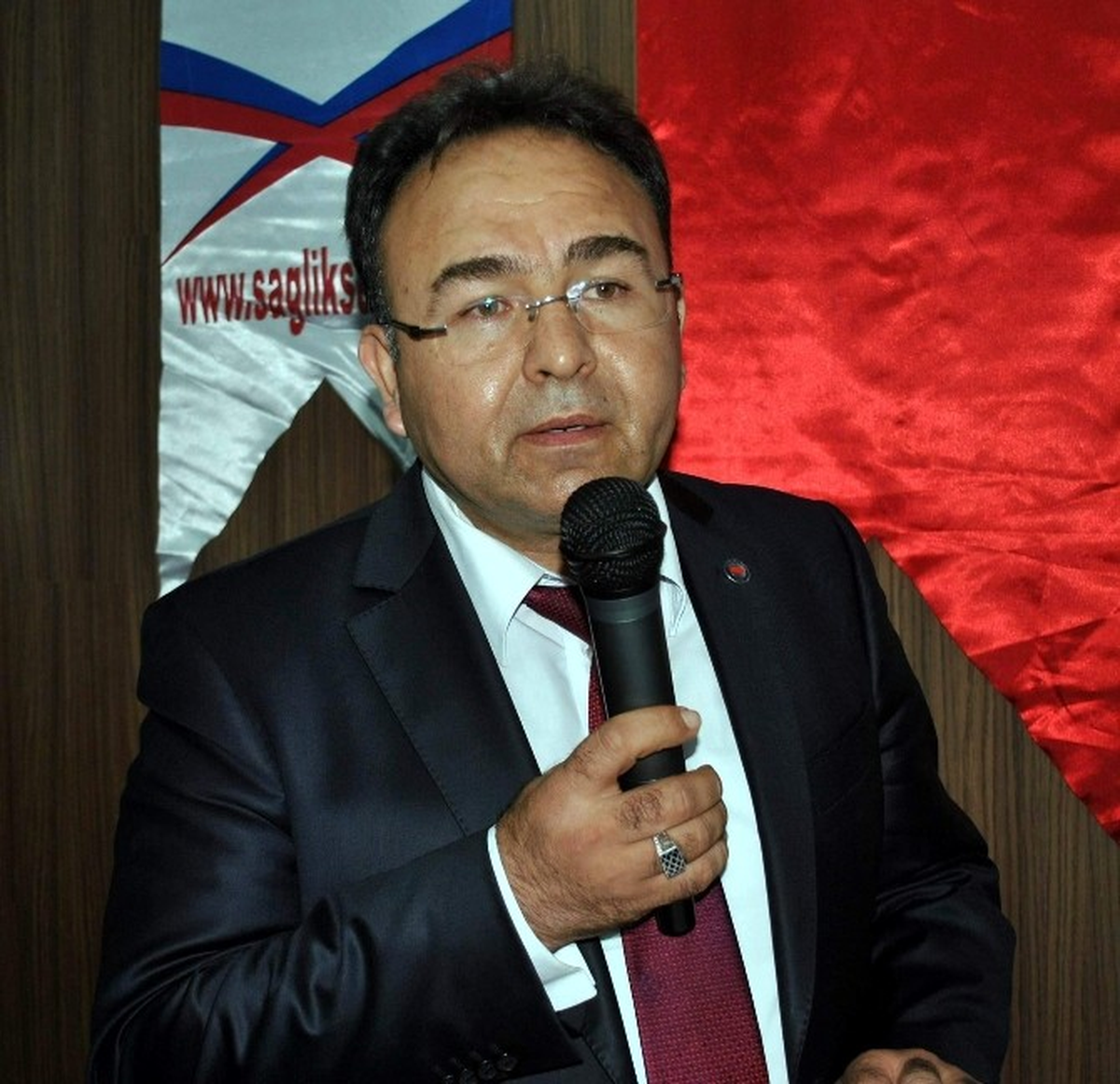 Karaer: "Memur-Sen Ülkemizin Demokratikleşmesine Katkı Sunmaya Devam Edecek"