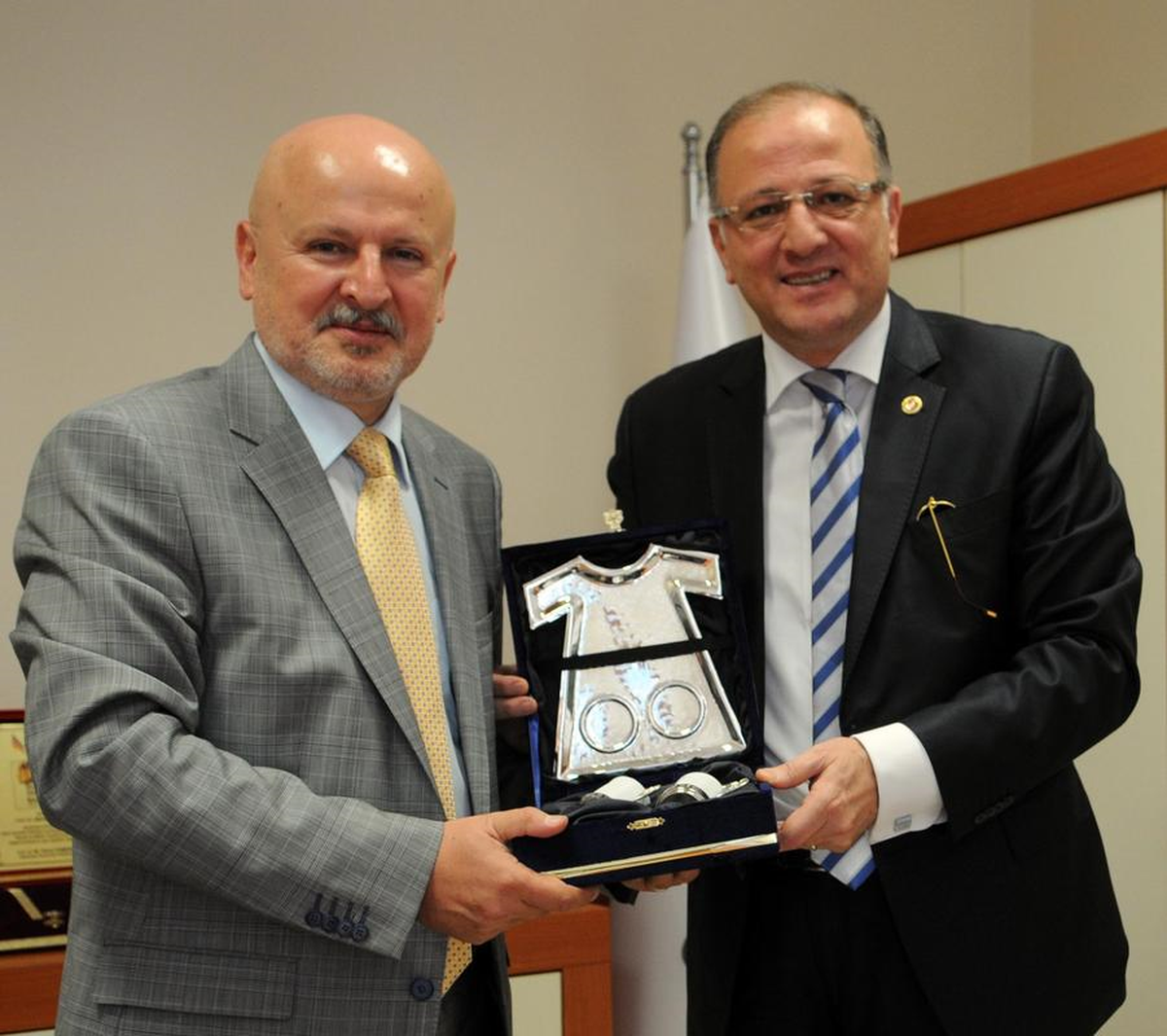 AK Parti\'li Koçer, Sanko Üniversitesini Ziyaret Etti