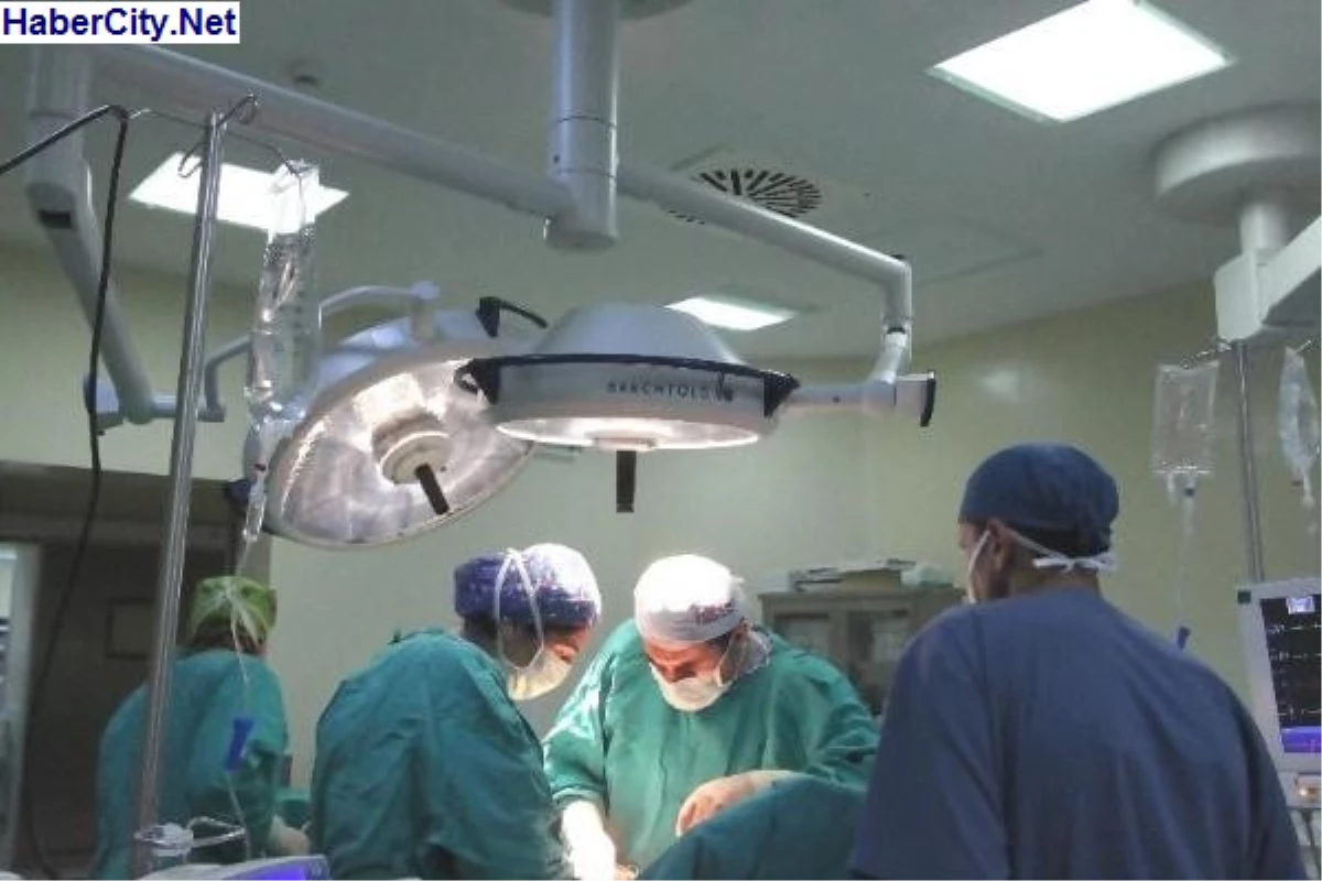 Laparoskopik Mide Ameliyatıyla 5 Hasta Sağlığına Kavuştu