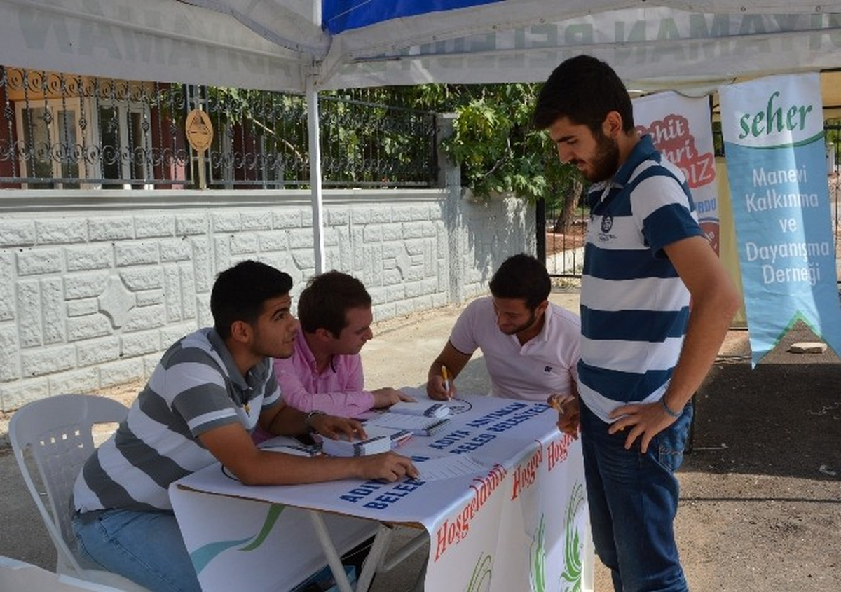 Öğrenciler, İçin Yardım ve Yönlendirme Masası Kuruldu