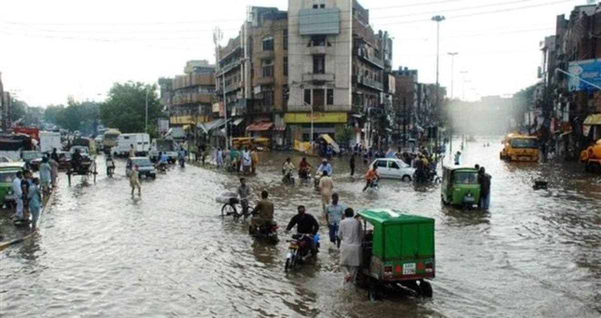 Pakistan\'da Aşırı Yağışlarda 15 Kişi Öldü