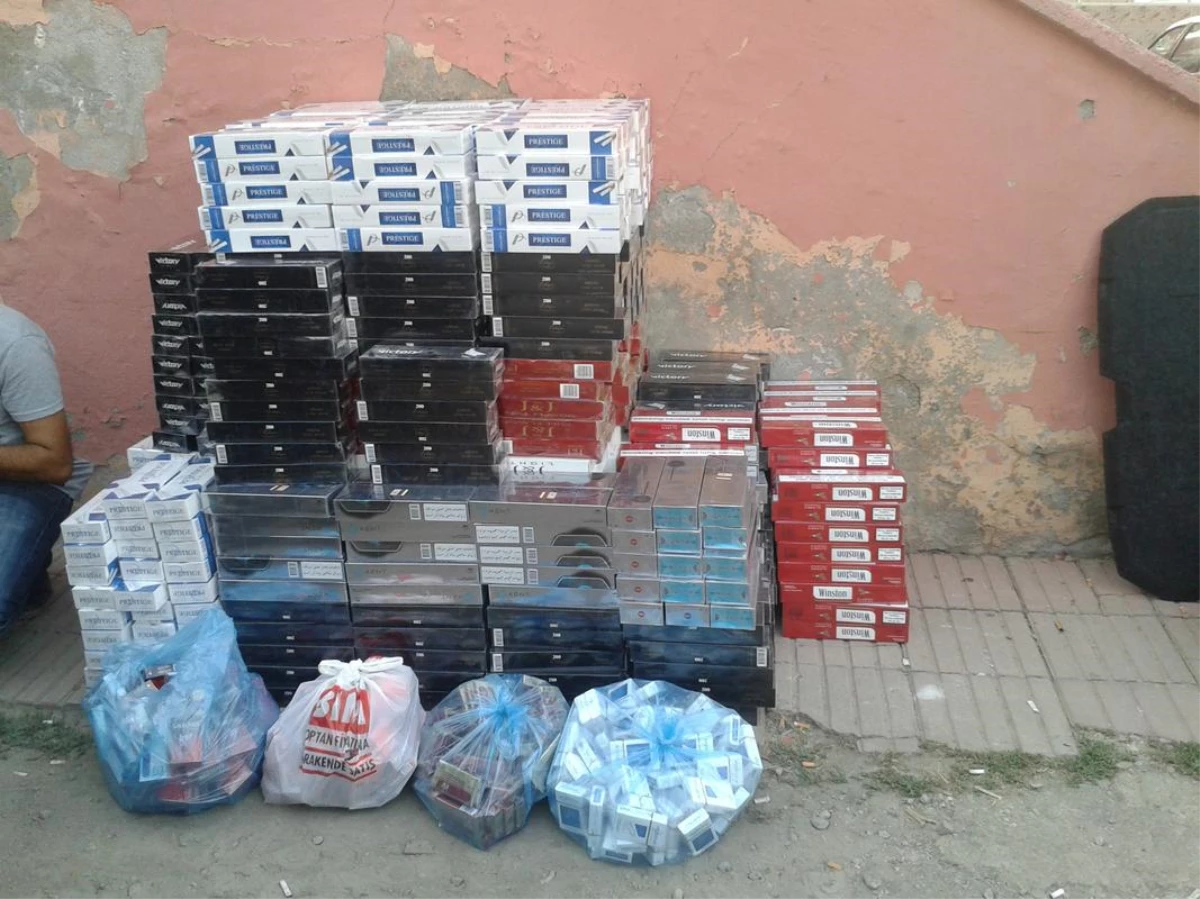 Sivas\'ta 9 Bin Paket Kaçak Sigara Ele Geçirildi