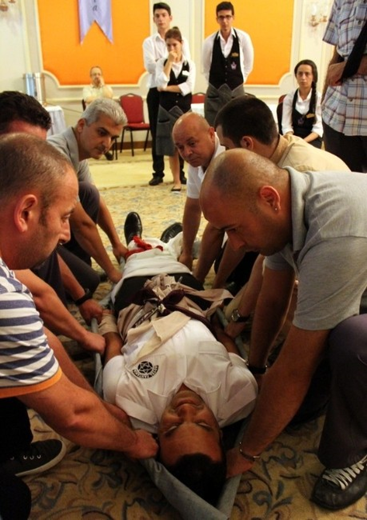 Turizm Çalışanlarına Acil Durum ve İlk Yardım Tatbikatı