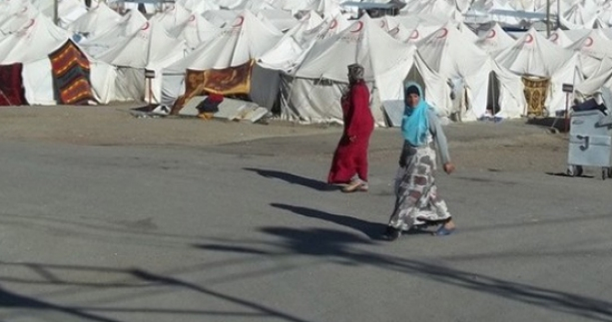 Şanlıurfa\'nın Suruç İlçesine Sığınan Bir Grup Suriyeli Ülkesine Döndü