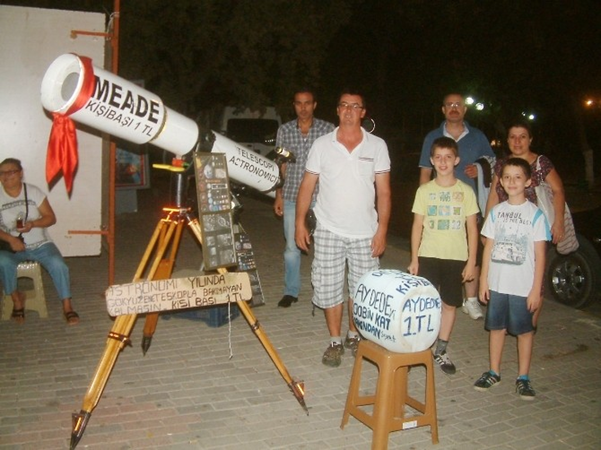 Uzay Meraklılarına Hizmet Veriyor