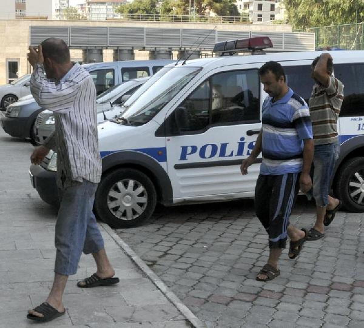 Vicdan Azabına Dayanamadı, İşyerini Soyduğunu İtiraf Etti