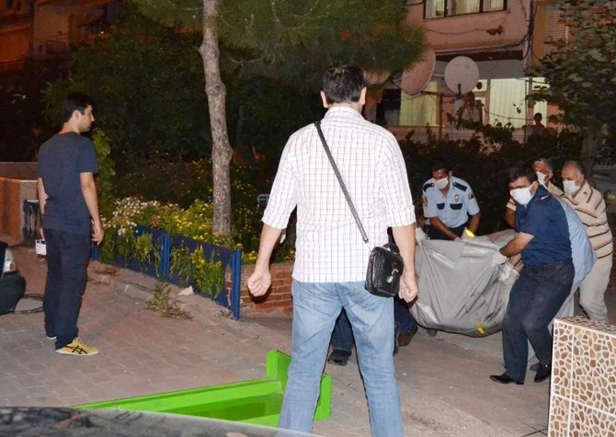 Gemlik\'te Kendisinden Haber Alınamayan Yaşlı Adam Evinde Ölü Bulundu