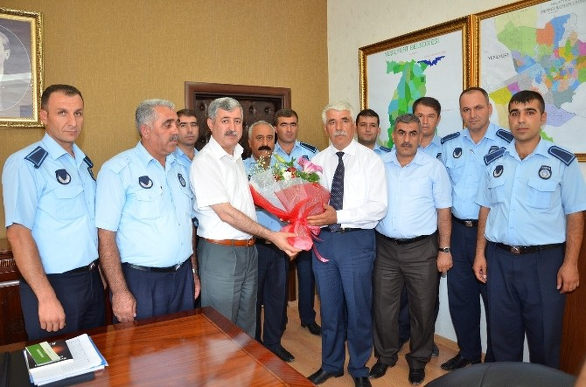 Yeşilyurt Zabıta Personellerinden Başkan Polat\'a Ziyaret
