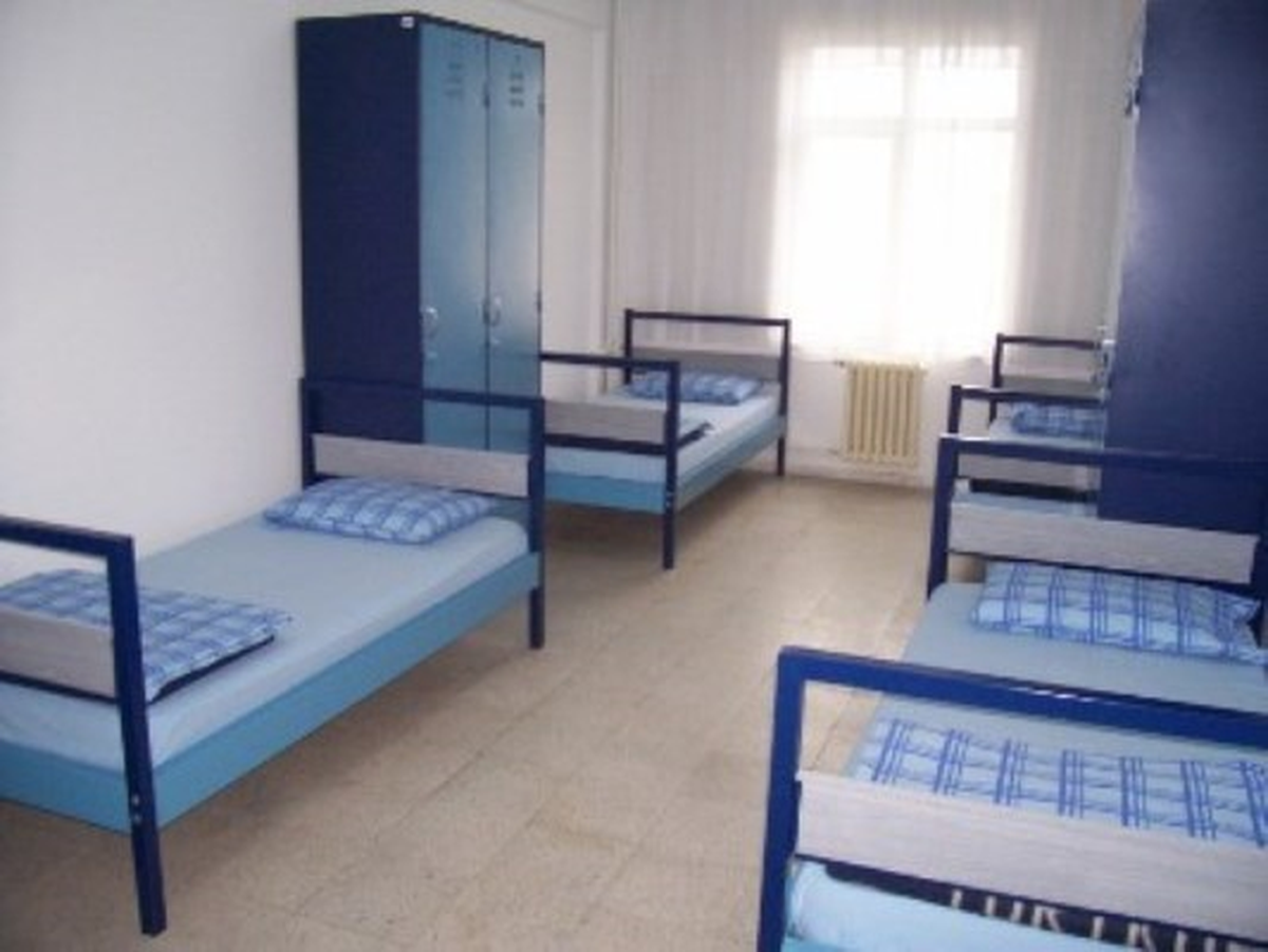 Yurtların Simgesi Metal Dolaplar Baştan Aşağı Yenileniyor