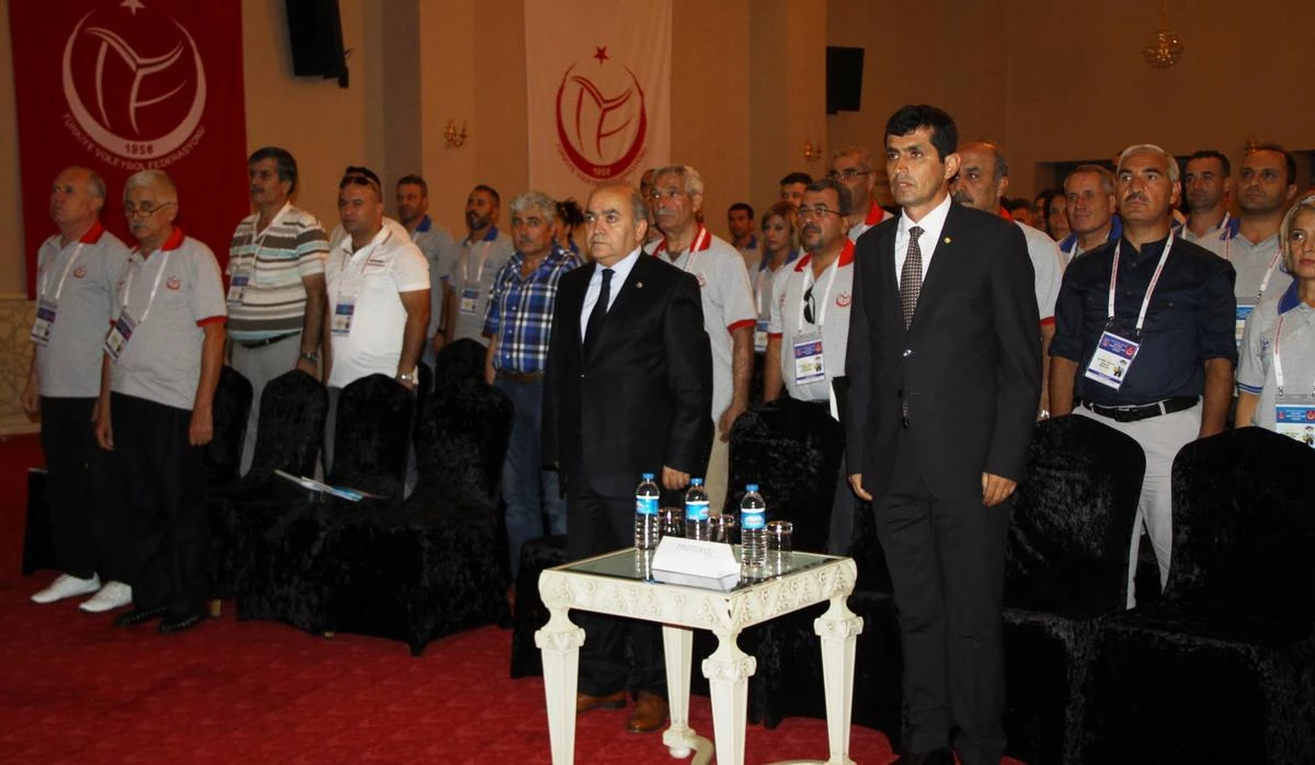 Diyarbakır\'da, "Voleybol Hakem ve Gözlemci" Semineri