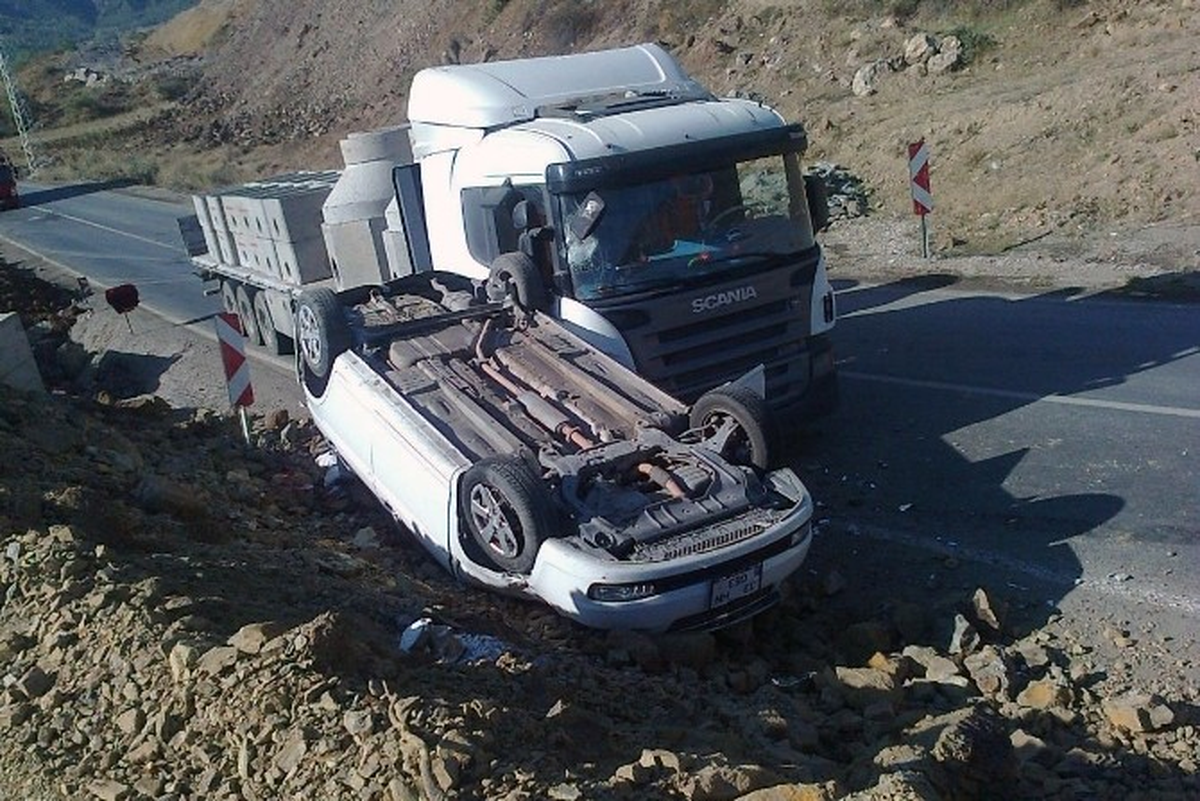 Gümüşhane\'de Trafik Kazası: 5 Yaralı