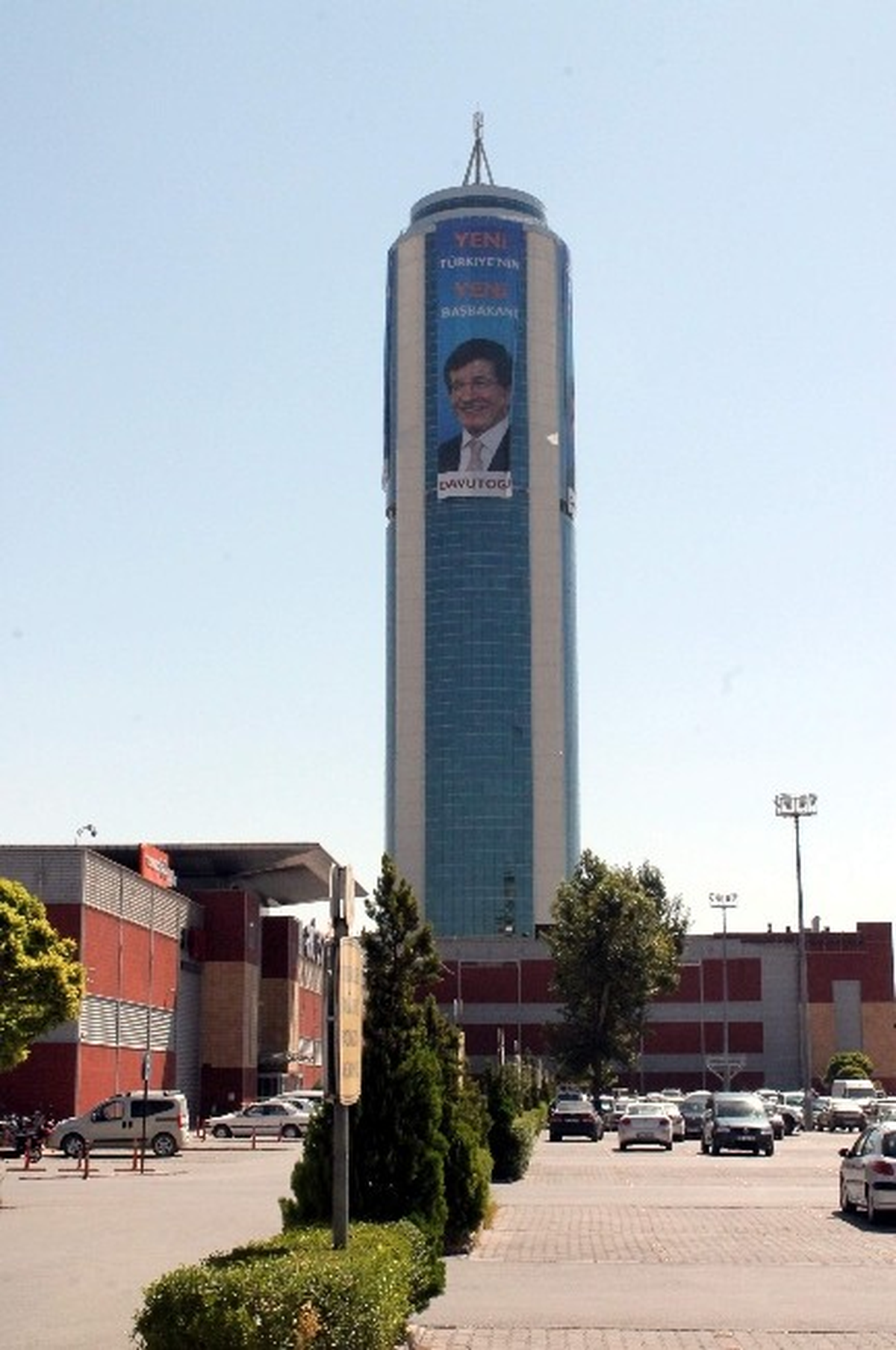 Konya Başbakanı Bekliyor