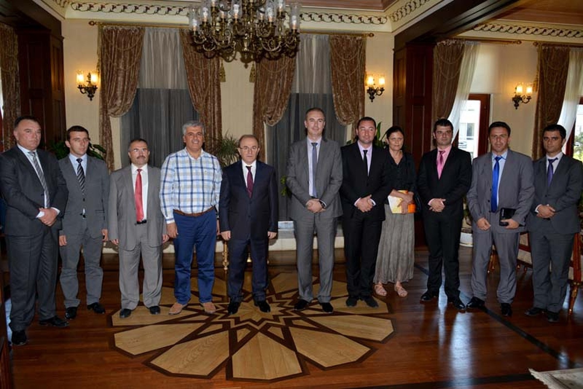 Ulcinj Belediye Başkanı Gjeka, Antalya Valisi Öztürk\'ü Ziyaret Etti