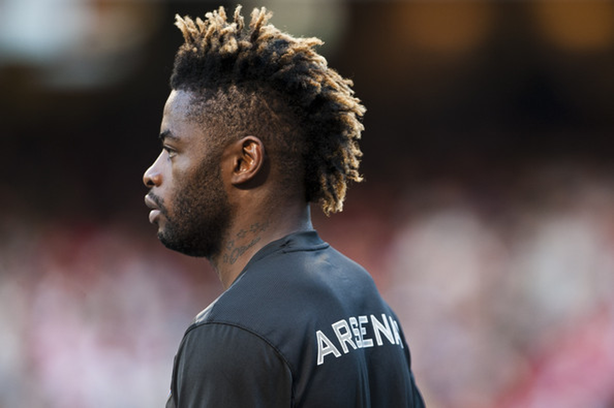Alex Song\'tan Harika Topuk Pası