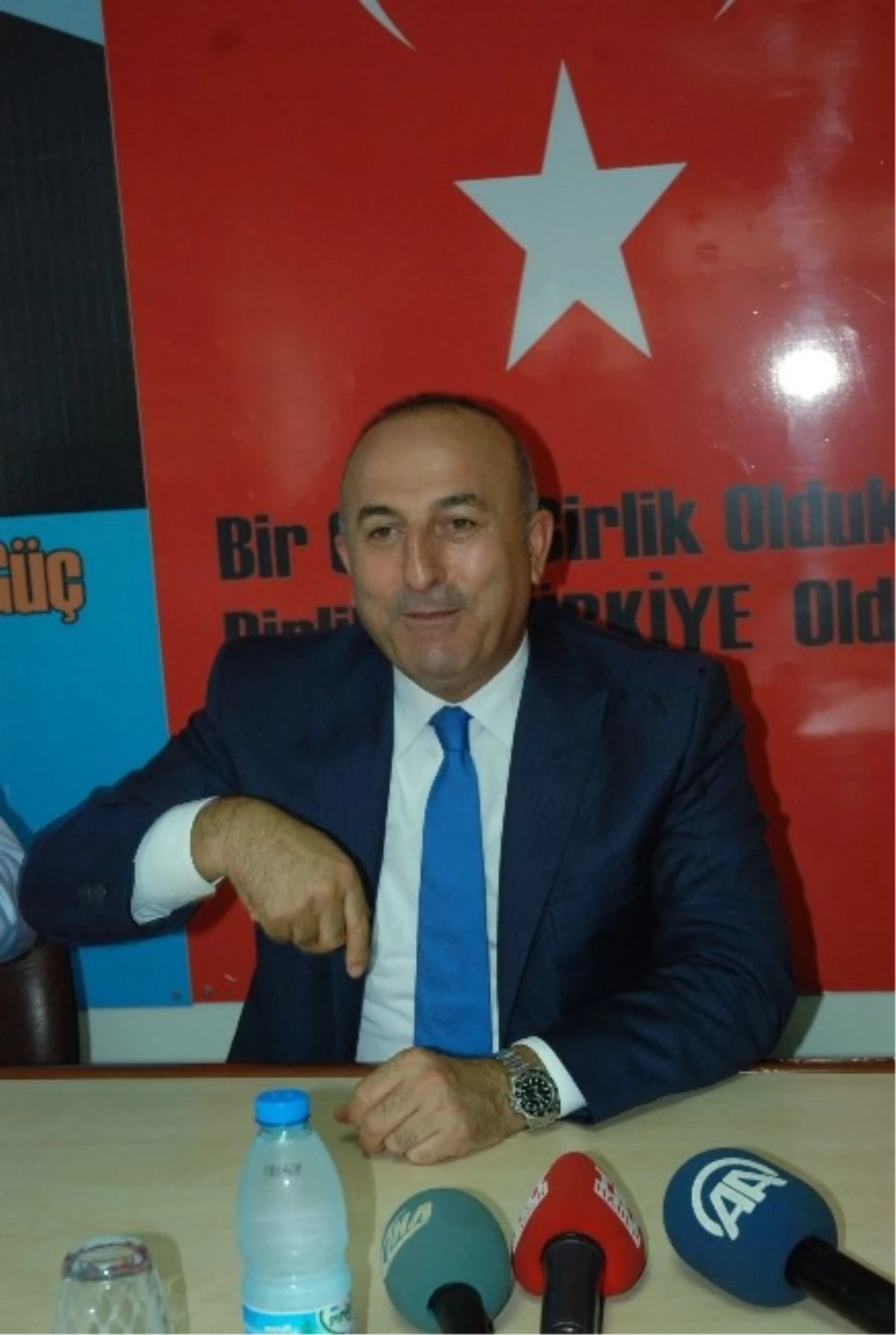 Bakan Çavuşoğlu, Manavgatlılara Teşekkür Etti