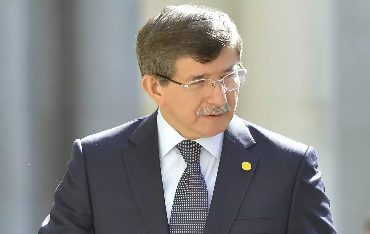 Başbakan Davutoğlu Ankara\'ya Geldi