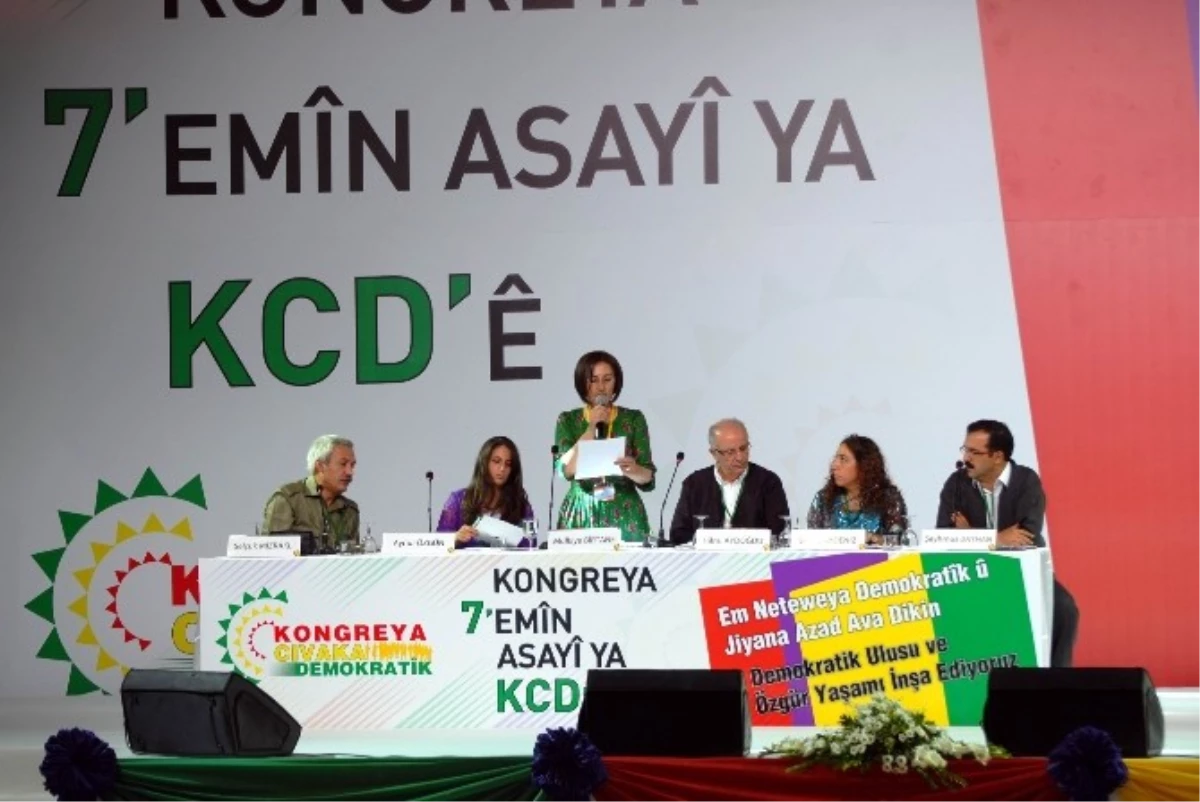 Dtk\'nın Kongresinde Öcalan\'ın Mesajı Okundu