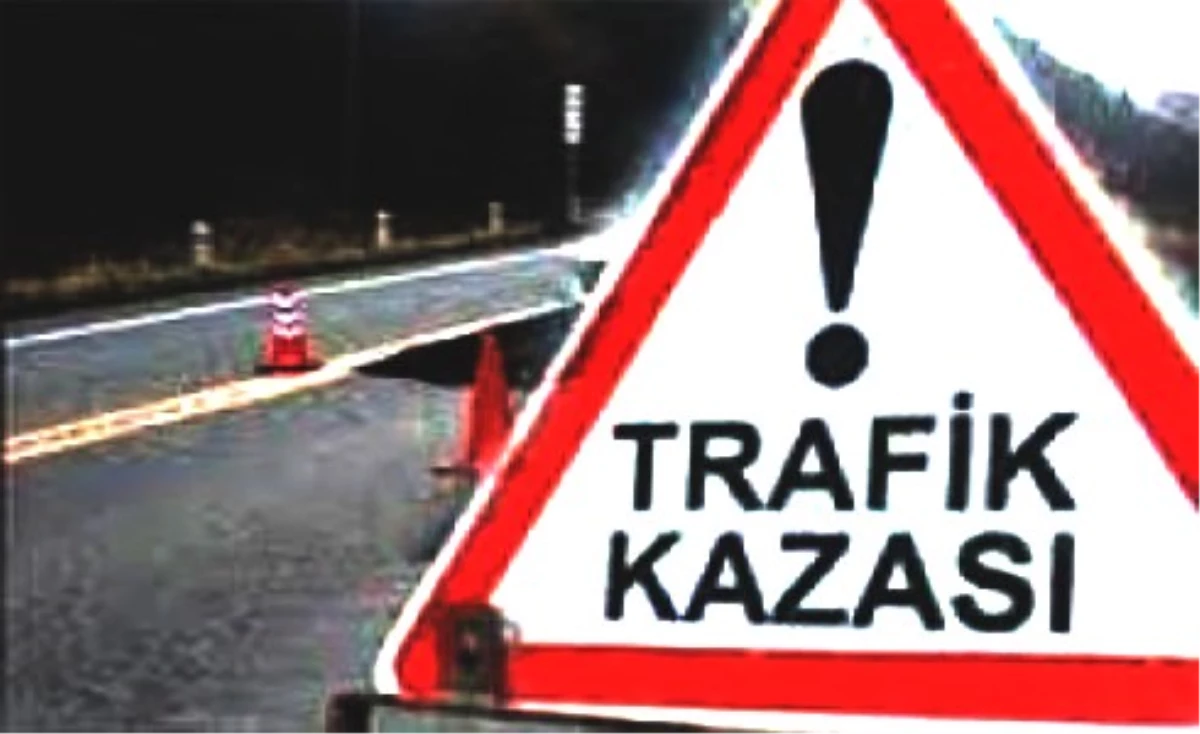 Karamürsel\'de Trafik Kazası: 2 Yaralı