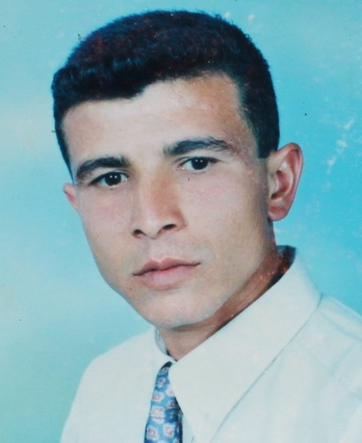 Kuzenini Boğazını Keserek Öldürdü