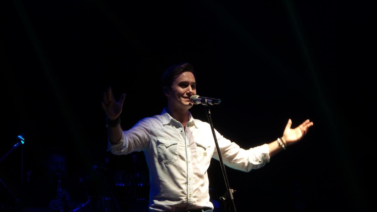 Mustafa Ceceli, Sapanca\'da Konser Verdi