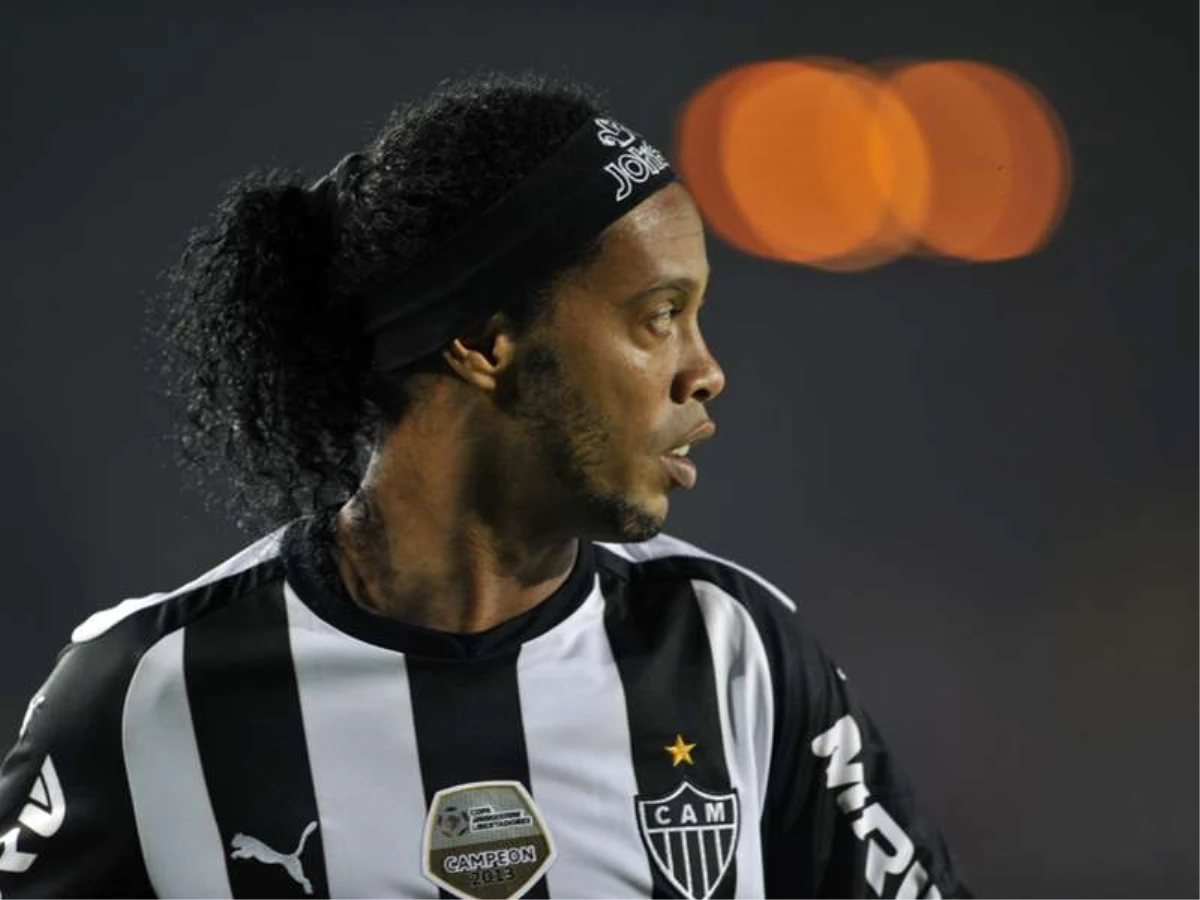 Ronaldinho Artık Meksika\'da Oynayacak