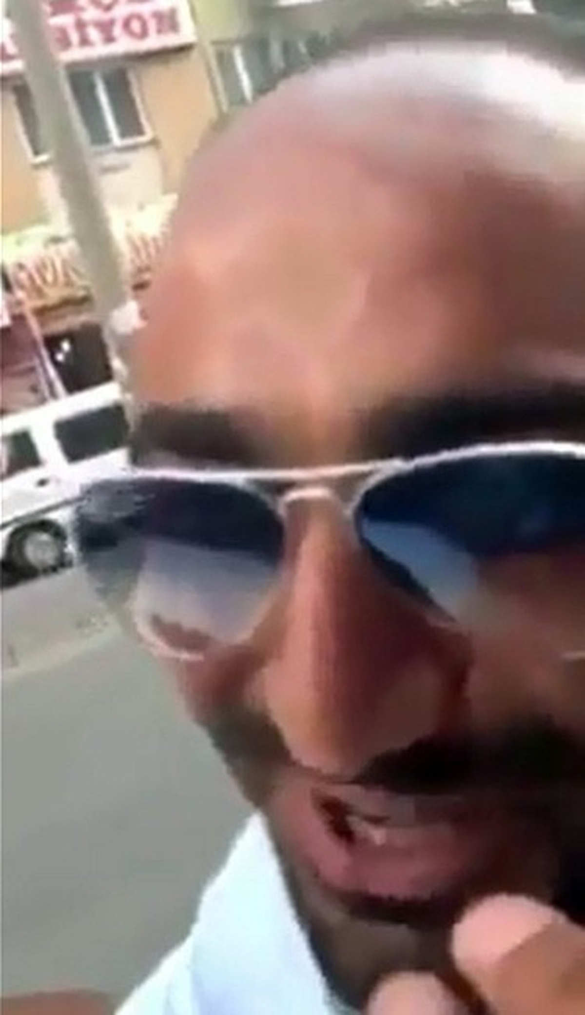Solo Türk\'ü Polise Şikayet Etti