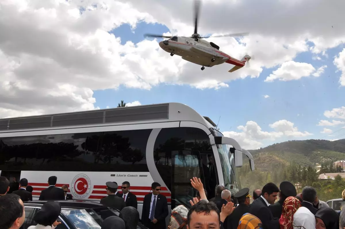 Başbakan Davutoğlu, Hadim\'e Geldi