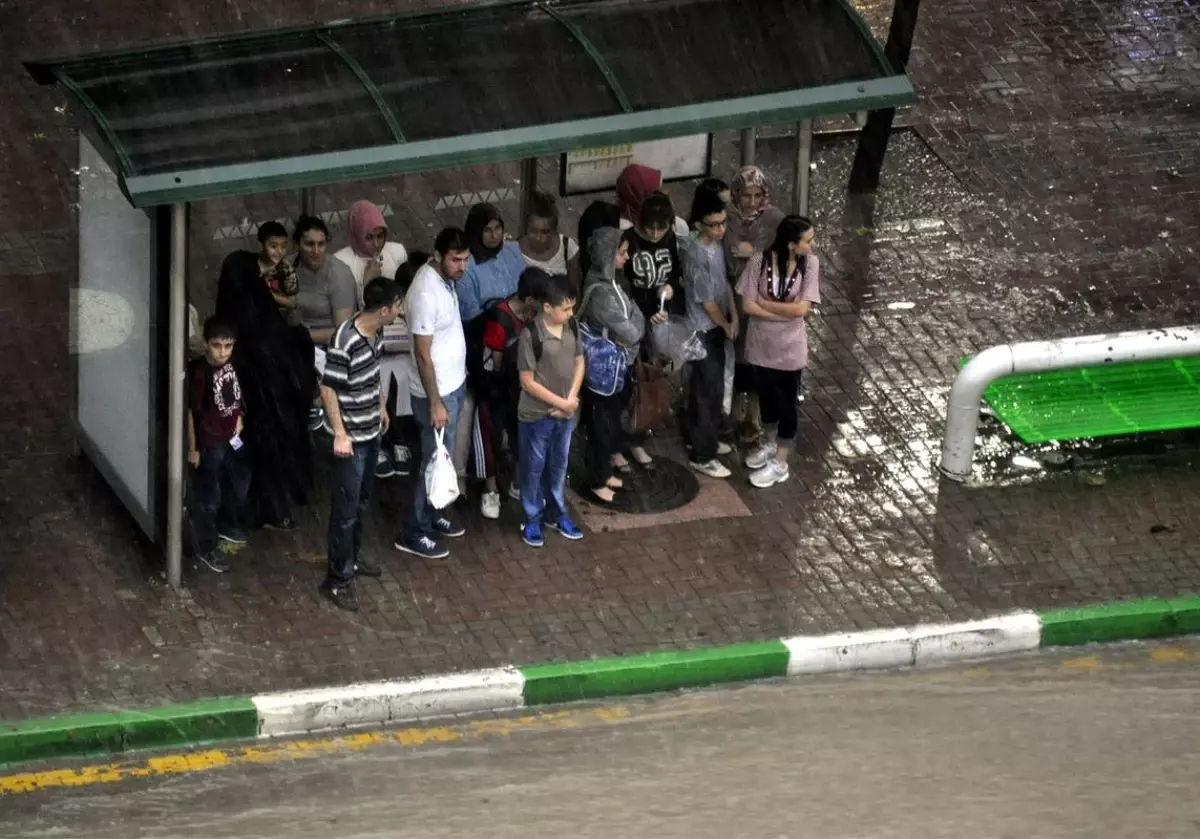 Bursa\'da Şiddetli Yağış