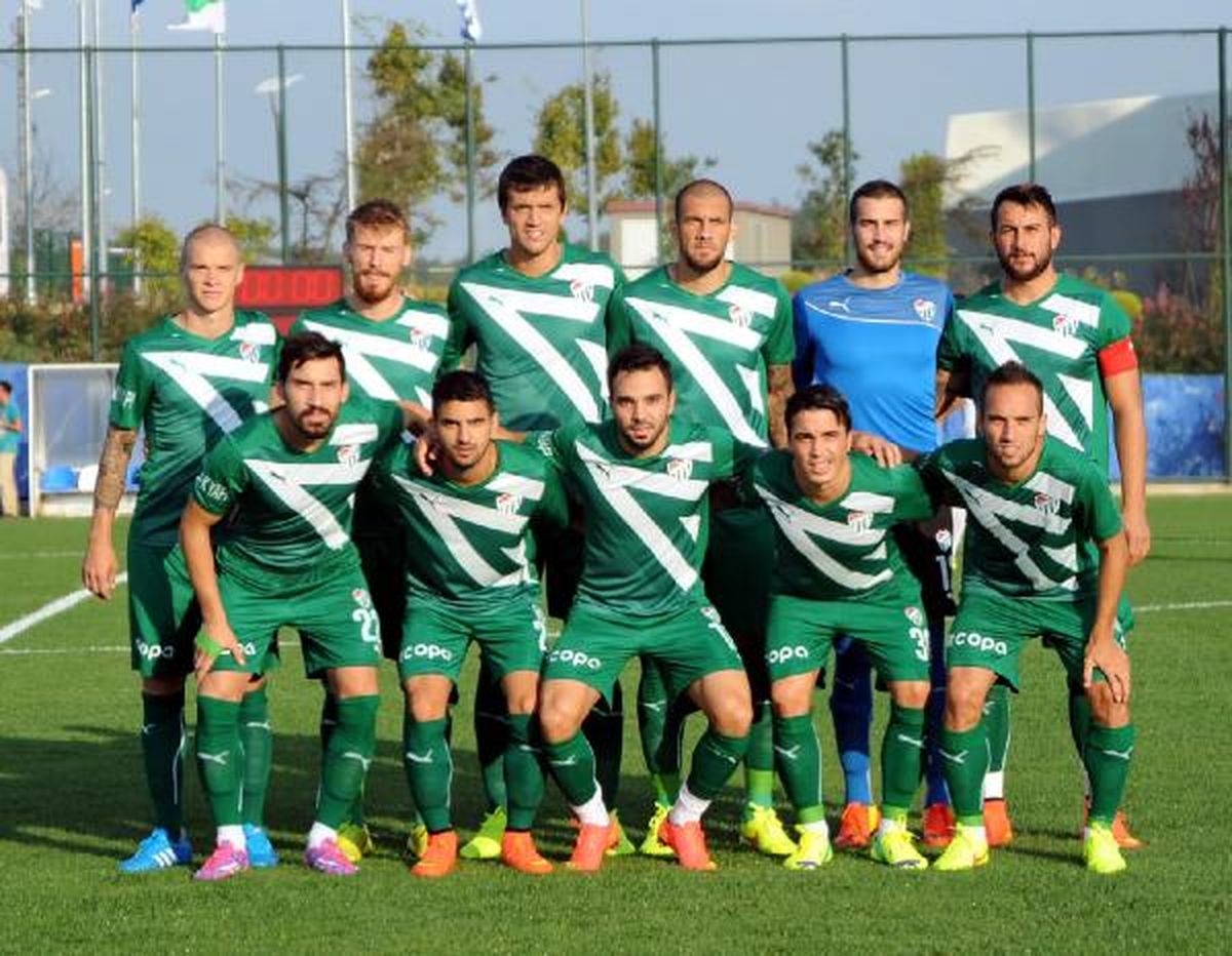 Bursasporlu Fernandao ve Josue Umutlu