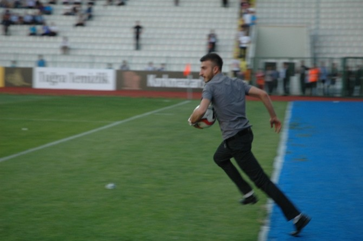 Erzurum\'da Spor Toto 3. Lig Maçında Olaylar Çıktı