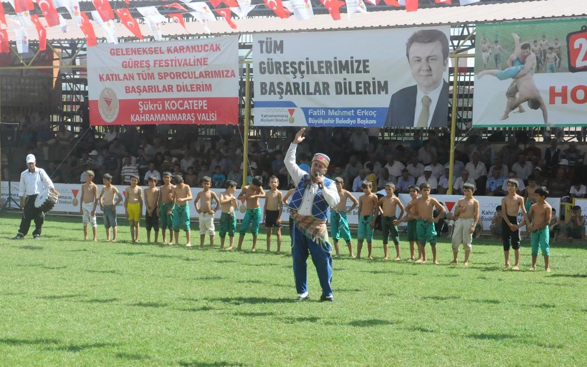 Kahramanmaraş\'ta 25. Geleneksel Karakucak Güreş Festivali Başladı